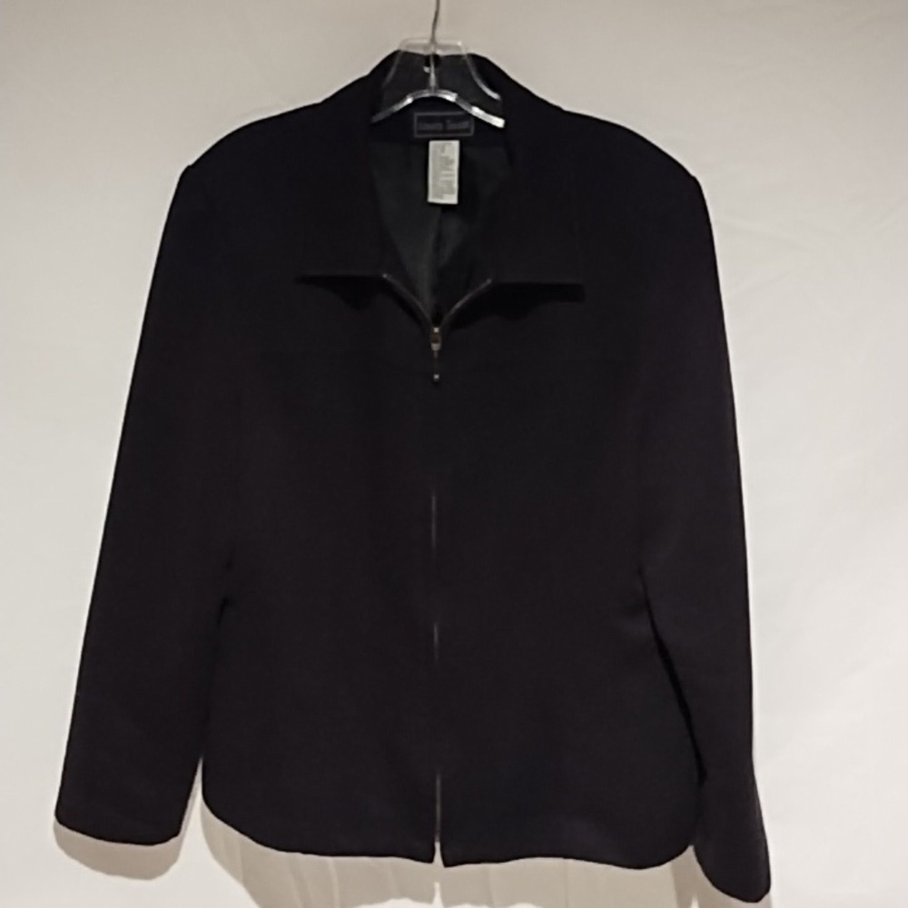 Laura Scott front zip lightwei jacket 16 black